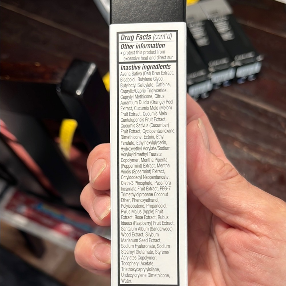 PCA Skin Weightless Protection SPF 45 - Picture 4 of 5